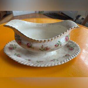 Johnson Brothers English Rose gravy boat and underplate